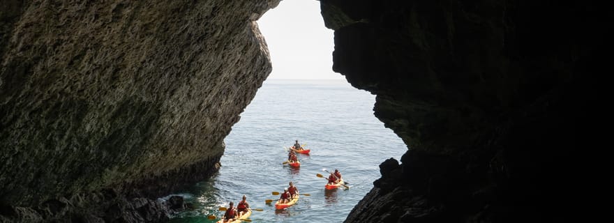 Sesimbra : Excursion en kayak dans le parc naturel d'Arrábida