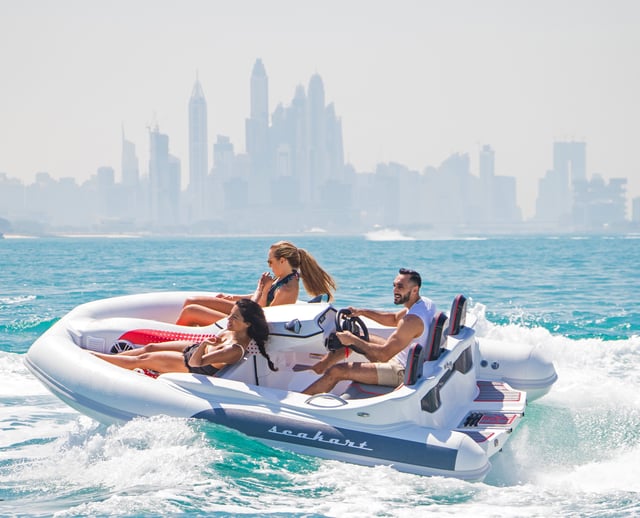 Dubaï : Visite privée en bateau SeaKart Jet Ski en conduite autonome