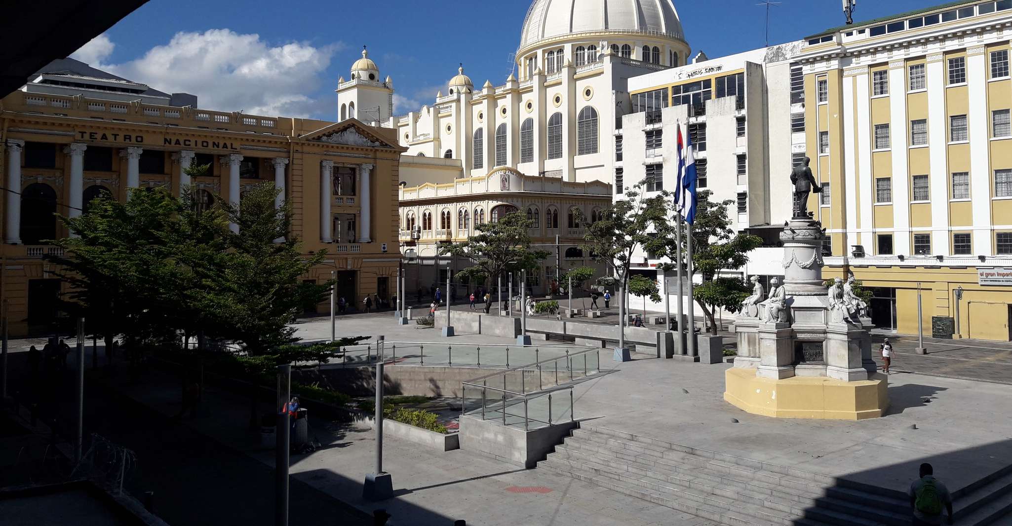 San Salvador, City Tour, Rainbow Slide & Hancraft market - Hizvo