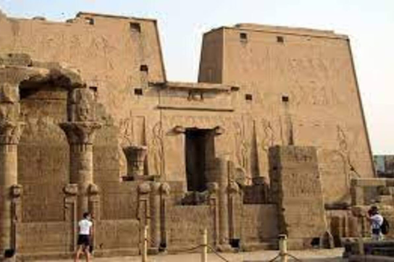 Package 8 Days 7 Nights To Pyramids, Luxor & Aswan by Air