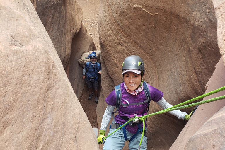 Desde Moab: aventura de barranquismo de medio día en el cañón de Entrajo