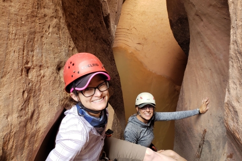 De Moab: aventure de canyoning d'une demi-journée dans le canyon Entrajo