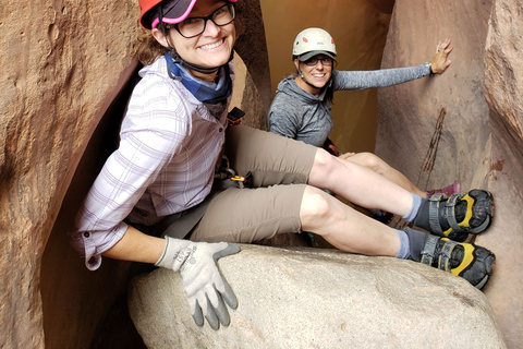 From Moab: Half-Day Canyoneering Adventure in Entrajo Canyon