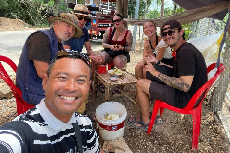 Battambang: Full-Day Tour with Hotel Pickup