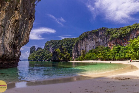 Z Ao Nang, Krabi: jednodniowa wycieczka po wyspach Hong + punkt widokowyŁodzią Longtail: jednodniowa wycieczka grupowa po wyspach Hong + punkt widokowy