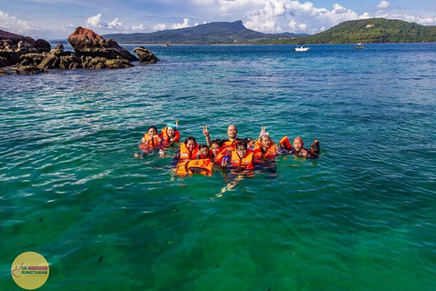 Depuis Ao Nang, Krabi : excursion d'une journée aux îles Hong + point de vueEn bateau à longue queue : excursion d'une journée en groupe dans les îles Hong + point de vue