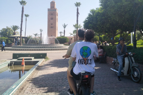 Marrakech: Tour in bicicletta con una guida localeTour mattutino