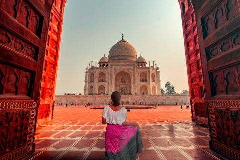 Agra: Visita guiada privada sin colas al Taj MahalExcursión sólo con coche y guía