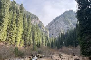 Von Almaty aus: Charyn Canyon und Kolsay&Kaindy Seen 2-Tage