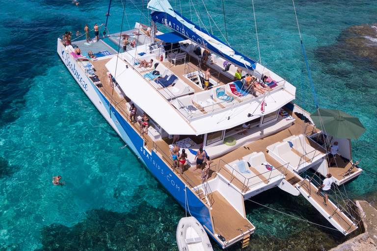 Malta: viaggio in catamarano alla Laguna Blu, spiagge e baieGita in catamarano Sea Breeze - 5/6 ore