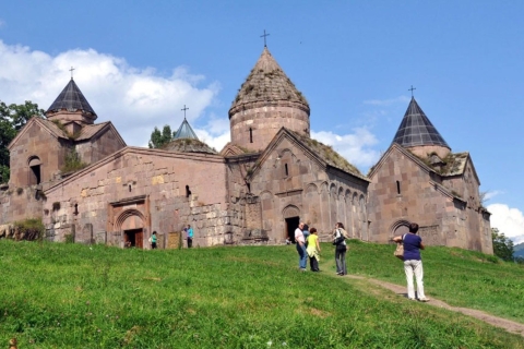 Discover the beautiful corners of Armenia Discover beautiful corners of Armenia