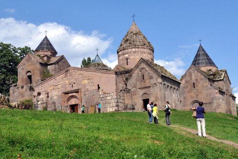 Discover the beautiful corners of Armenia Discover beautiful corners of Armenia