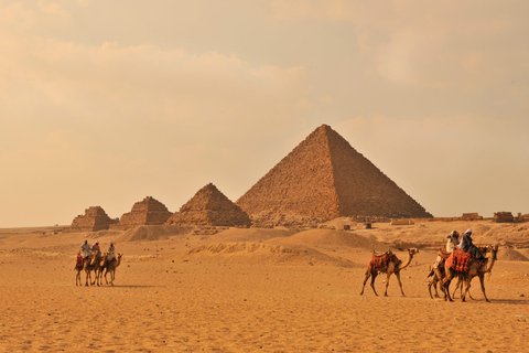 Pyramides et croisière sur le Nil en train