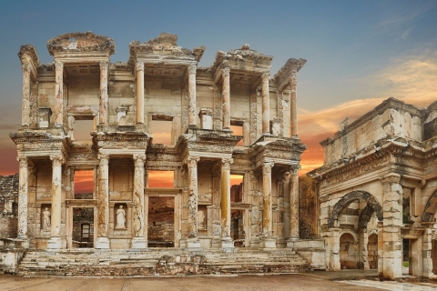 Von Istanbul aus: Tagesausflug nach Ephesus und Pergamon mit Mittagessen