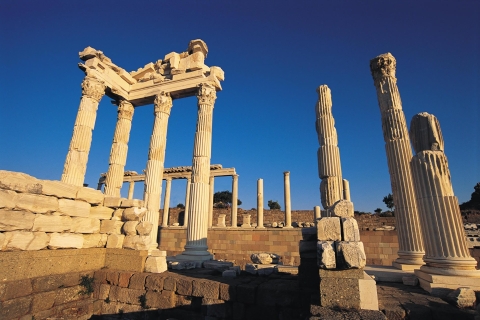 Von Istanbul aus: Tagesausflug nach Ephesus und Pergamon mit Mittagessen