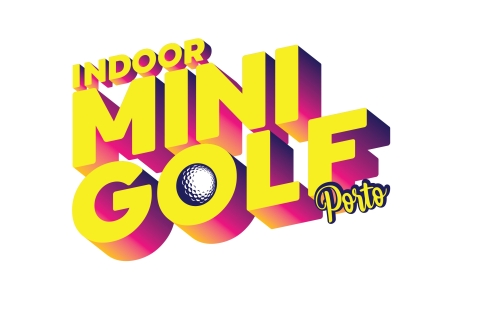 Porto: 18-Hole Indoor Mini Golf Ticket with UV Light Courses