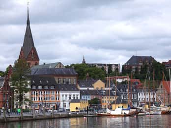 Flensburg: Private Guided Walking Tour