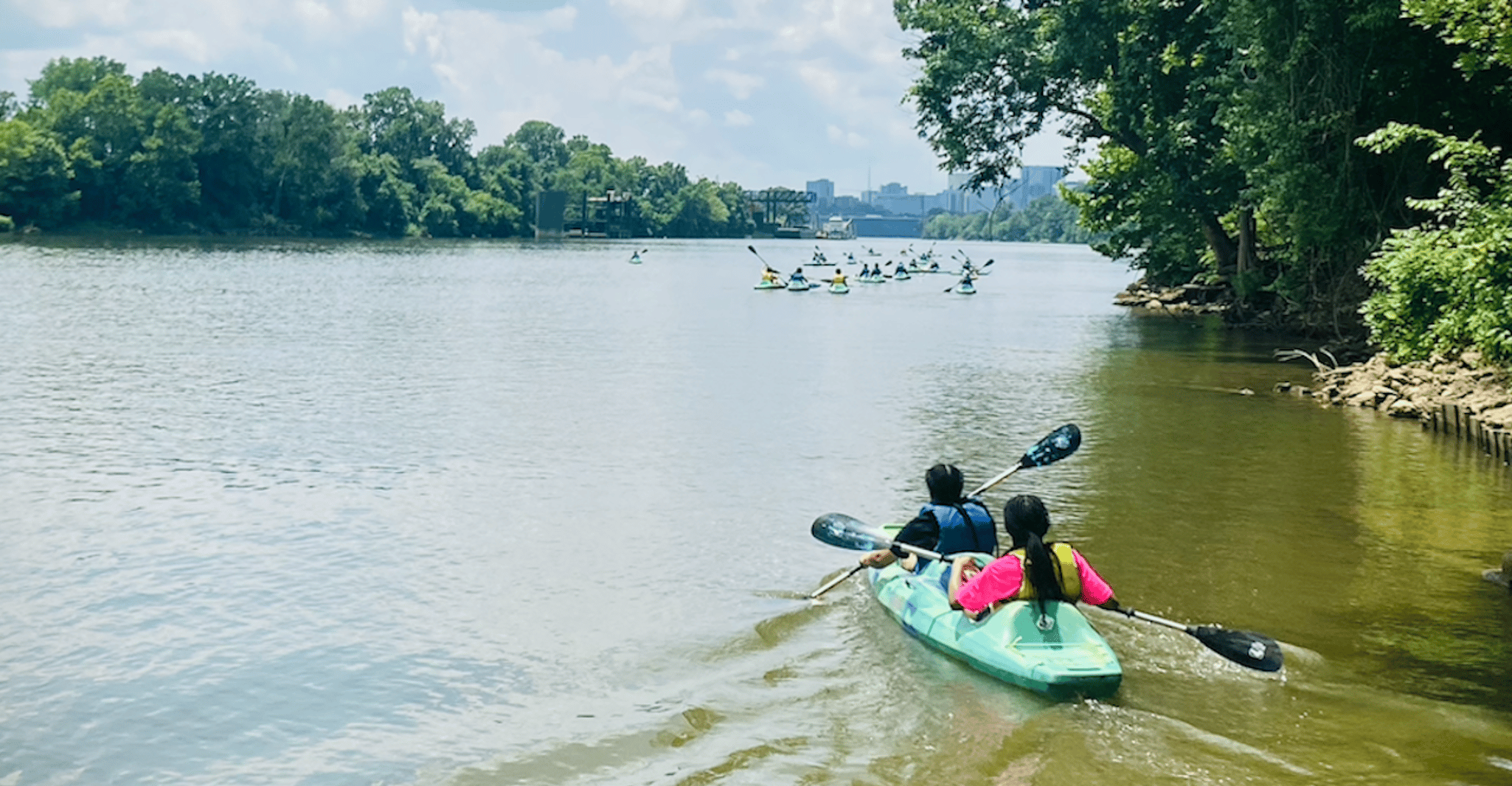 Nashville, Innenstadt Kayak Vermietung mit Shuttle - Hizvo