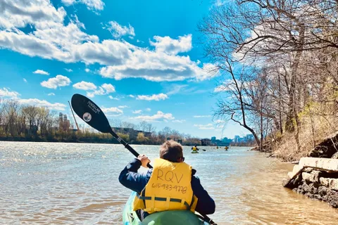 Nashville: Downtown Kayak Rental with Shuttle