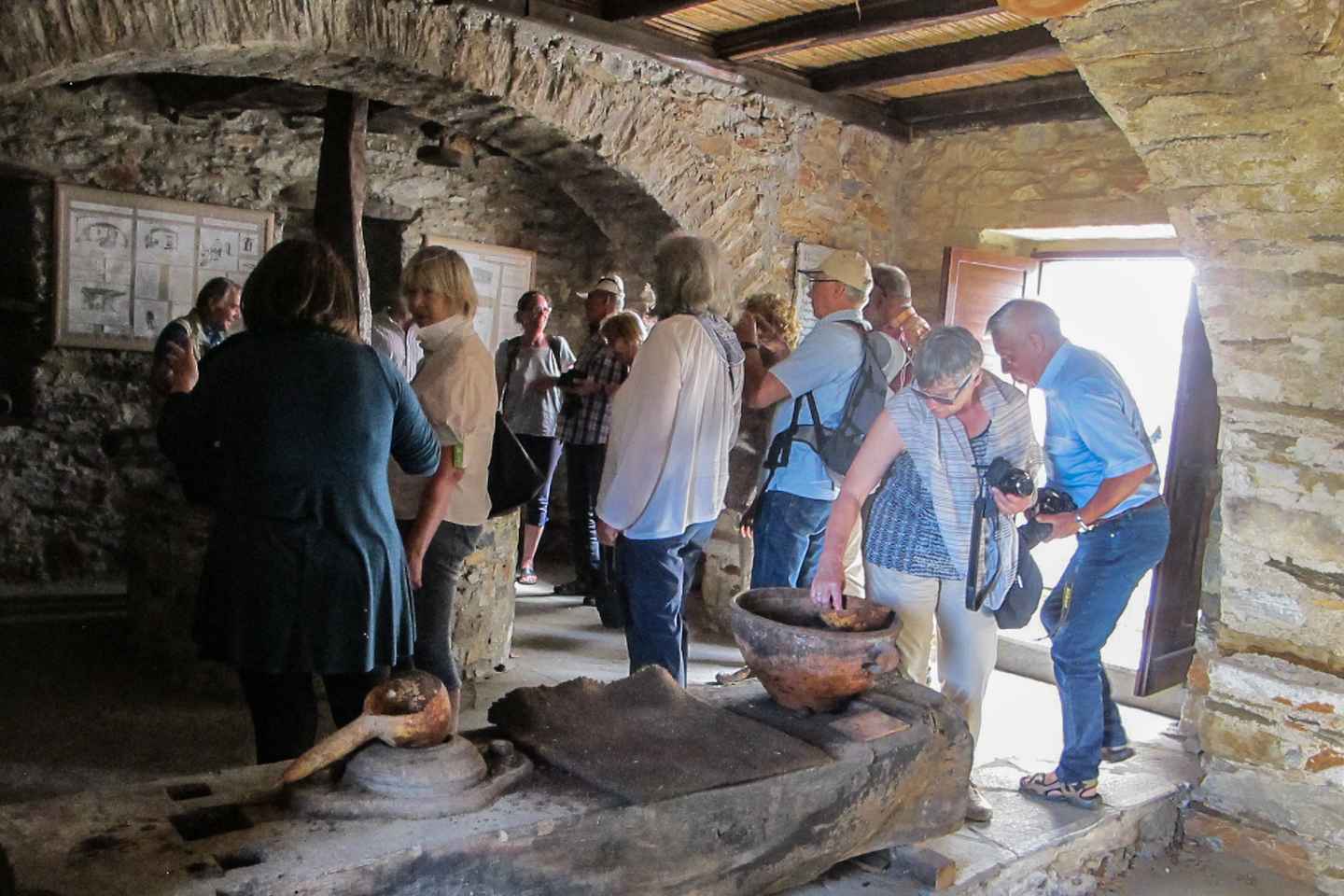 纳克索斯精华巴士一日游