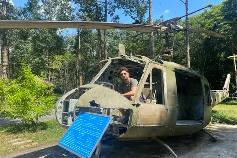 HCM: War Remnants Museum & Independence Palace Walking Tour