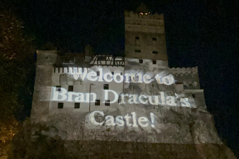 Brasov : Fête d&#039;Halloween et visite nocturne du château de Bran + transport