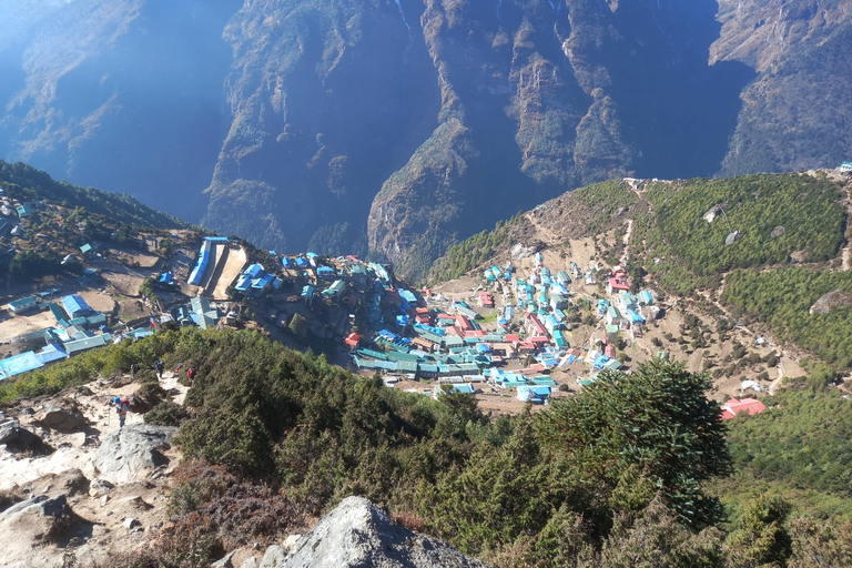 Depuis Katmandou : 11 jours de trek au camp de base de l'Everest avec guideKatmandou : 11 jours de trekking guidé au camp de base de l'Everest avec repas