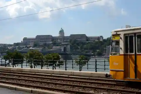 Budapest: Guidad cykel- och vandringstur: Stadens höjdpunkter
