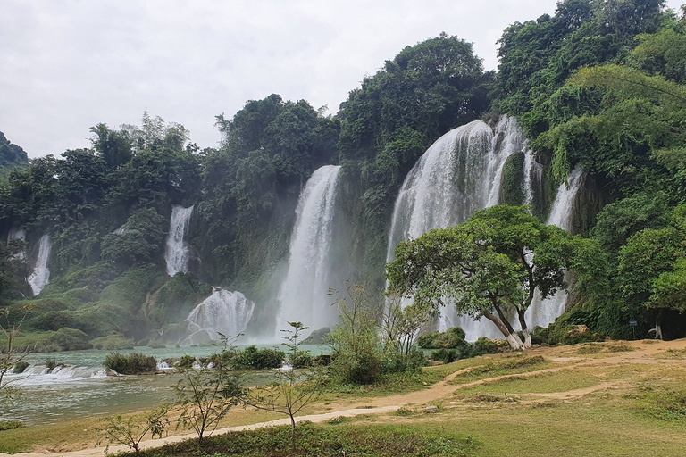 Ban Gioc Waterfall 2 Day - 1 Night With Transfer