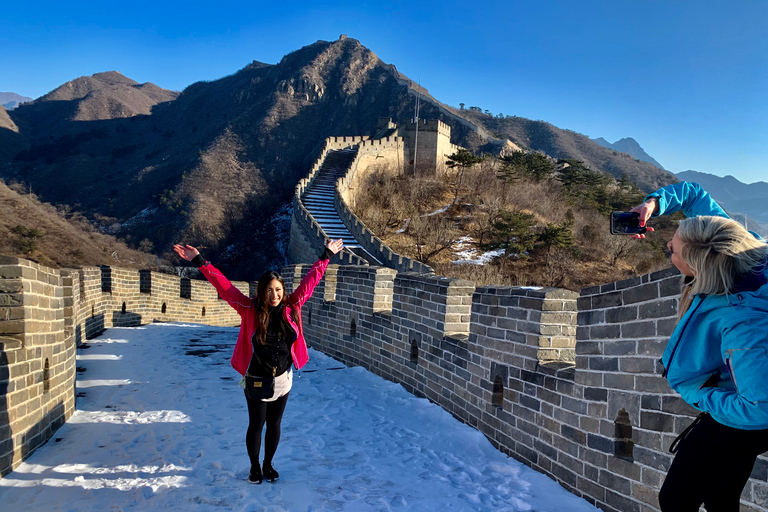 Great Wall Layover Tour with A Native