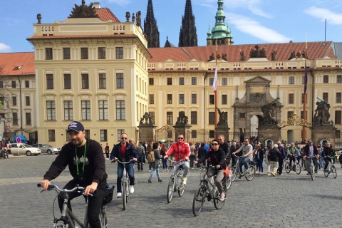 Prag: Panorama-Tour per E-BikePrag: E-Bike-Tour