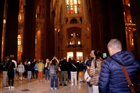Sagrada Familia: wycieczka bez kolejki z certyfikowanym przewodnikiem
