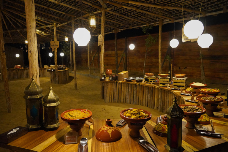 Experiencia en tienda en safari en el desierto de DubáiSafari por el desierto y campamento VIP de lujo