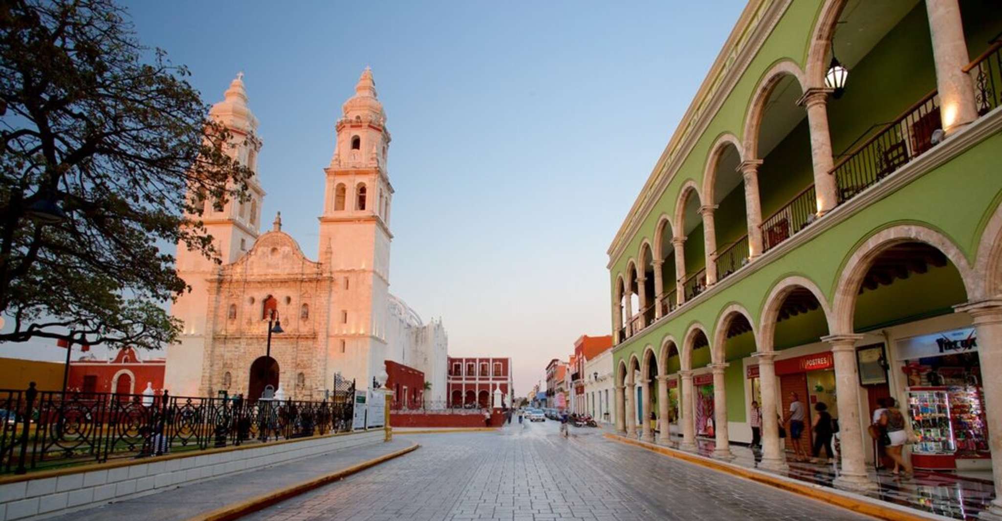 Mérida, Becal and Campeche Guided Day Trip - Housity