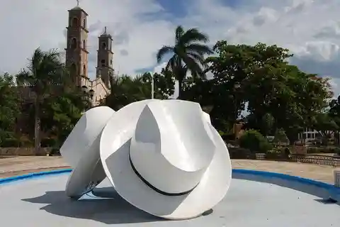 Desde Mérida : Excursion guidée d'une journée à Becal et Campeche