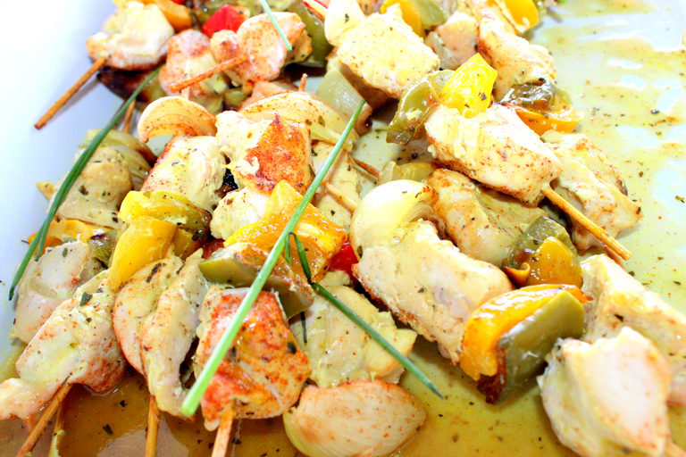 Hartbeespoort Dam: The Luxury Alba Boat Cruise with Food Hartebeespoort Dam: The Alba Lunch Boat Cruise with Food