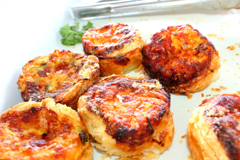 Hartbeespoort Dam: The Luxury Alba Boat Cruise with Food Hartebeespoort Dam: The Alba Lunch Boat Cruise with Food