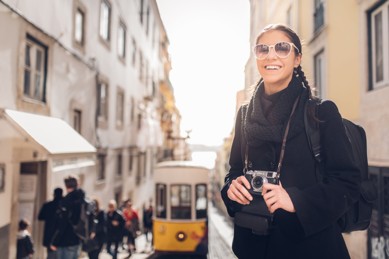 Lissabon: hoogtepunten van privéwandeling met gids door LissabonLissabon: privé begeleide wandeltocht