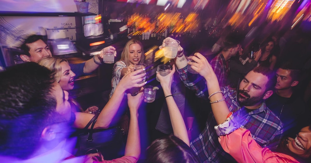 San Diego: Club Crawl | GetYourGuide