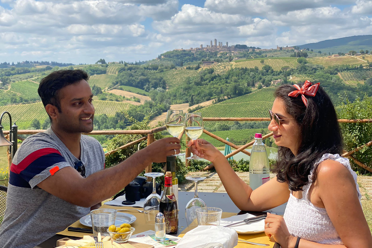 Florença: vinícolas, degustações, almoço e passeio de um dia em San GimignanoFlorença: viagem de um dia para degustação de comida e vinho Chianti