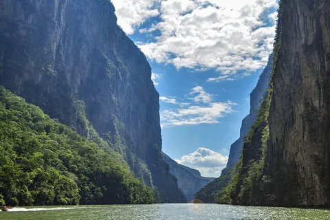 Tuxtla Gutiérrez : Canyon du Sumidero, points de vue, guide anglophone