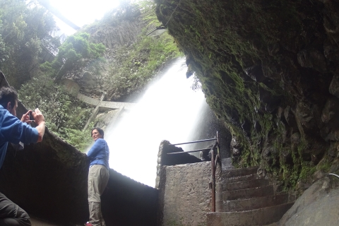 Ab Quito: Geführte Tour zu den Wasserfällen von Baños de Agua Santa