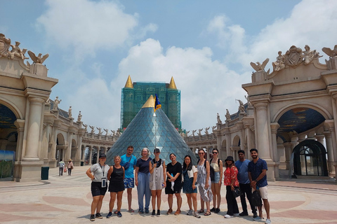 Hoi An/Danang: Tour em pequenos grupos por Bana Hills e Golden BridgeTour em pequenos grupos com retorno de teleférico e almoço buffet