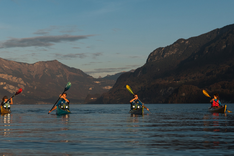 Interlaken: tour en kayak por el lago turquesa de BrienzCancela con hasta 3 días de antelación: tour en kayak por el lago Brienz