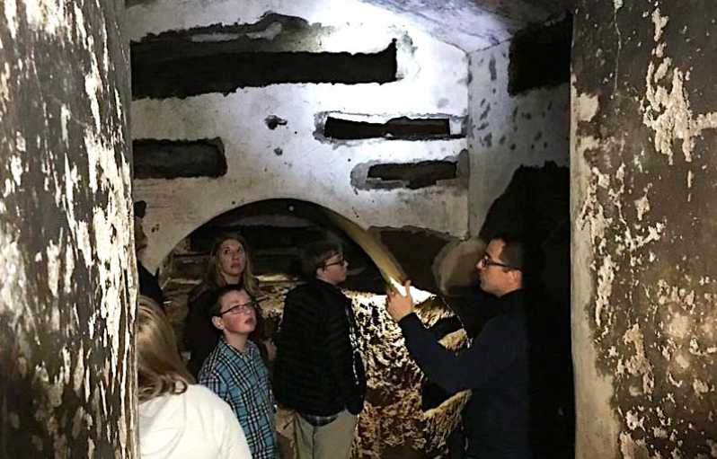 Roma: tour guidato delle Catacombe e della Cripta dei Cappuccini con transfer