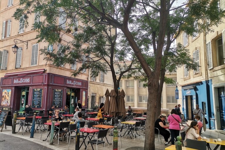Marsylia: gra w bule z przewodnikiem i lokalny aperitif