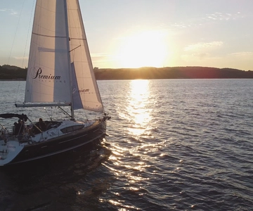 Sopot: Sunset Yacht Cruise with Welcome Drink