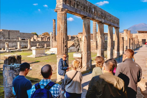 Vanuit Rome: dagtocht naar Pompeii en Sorrento in een kleine groep