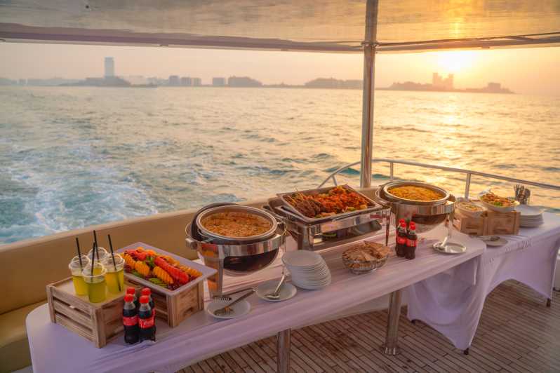 dubai marina yacht breakfast