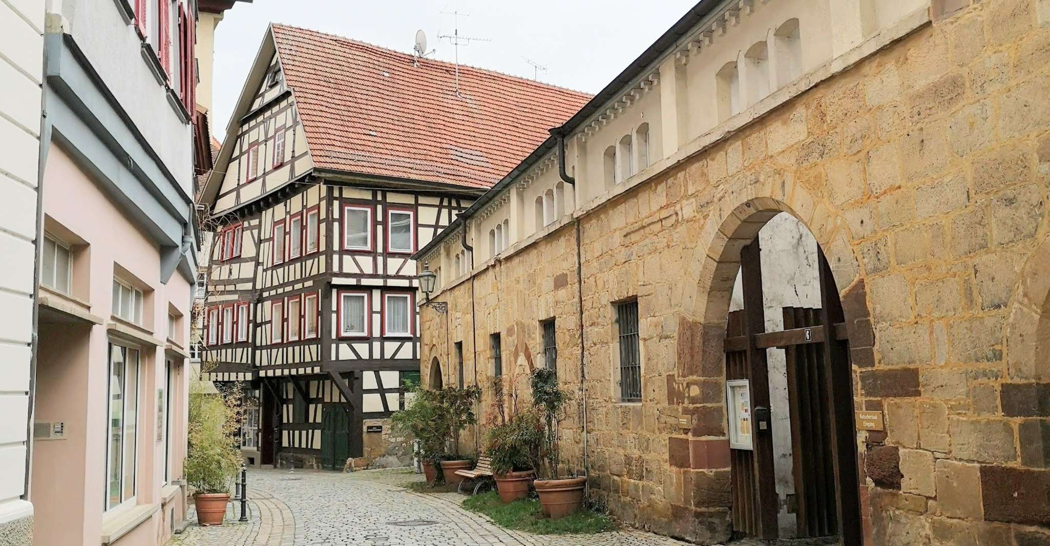 Esslingen, Historic Old Town Self-guided Walk - Housity